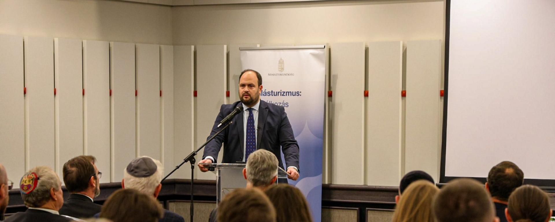 Nacsa Lőrinc: a vallásturisztikai helyeknek a remény helyeivé kell válniuk