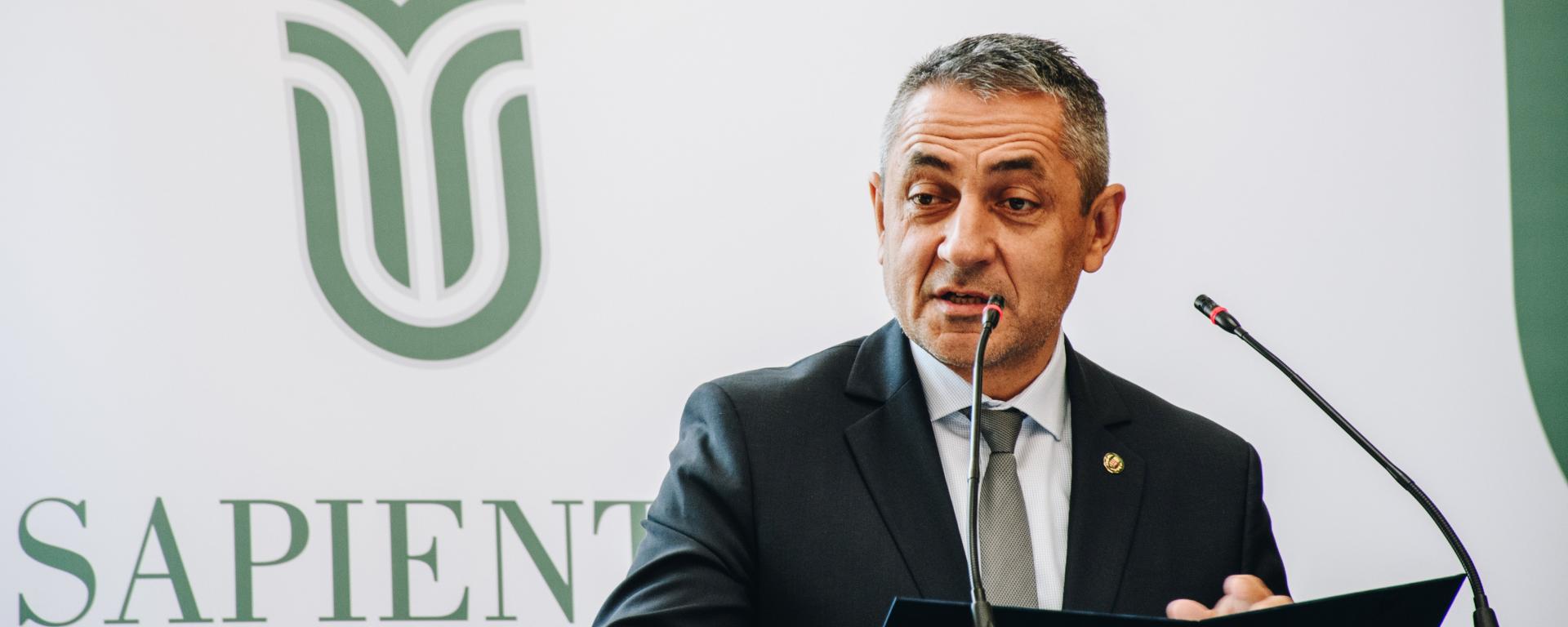 A Sapientia egyetem a szülőföldön boldogulásra sarkallja a magyarságot