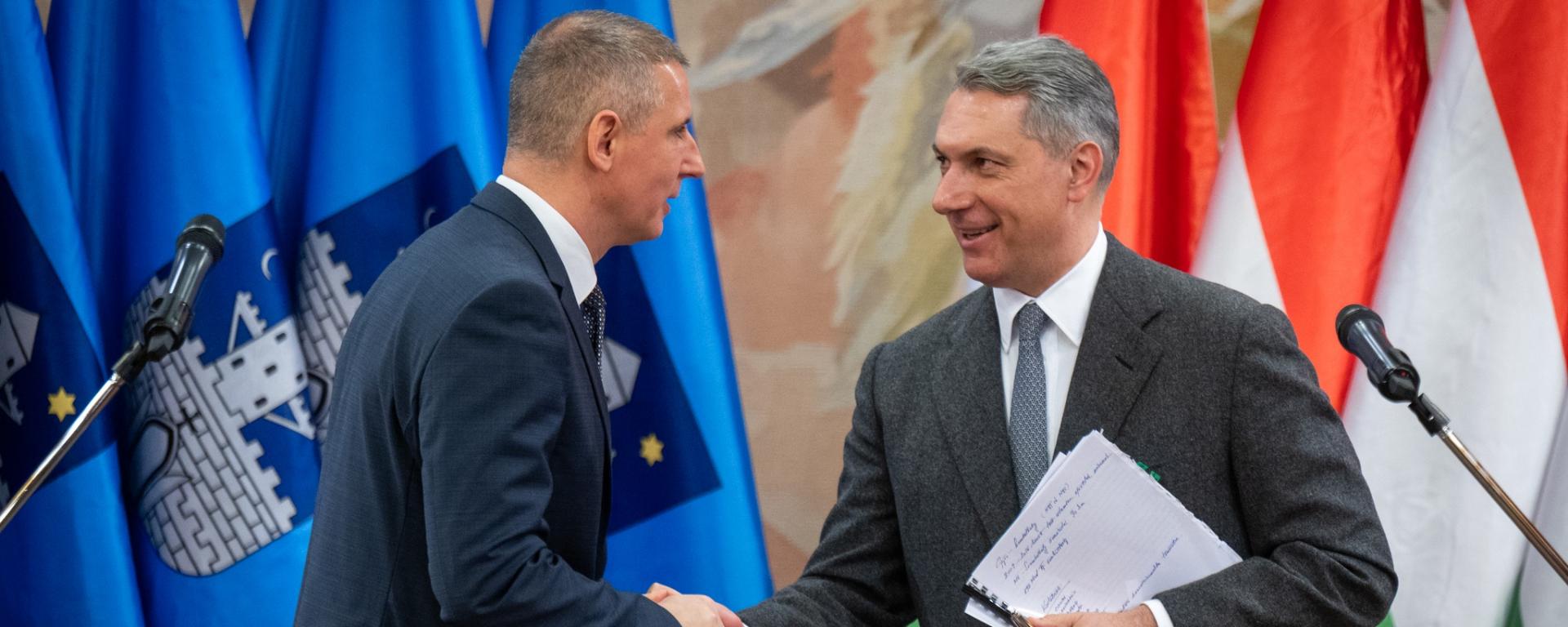 Lázár János: Kétszázmilliárd forintból épülhet meg a gyorsforgalmi autóút Szombathely és Körmend, valamint Szombathely és Kőszeg között