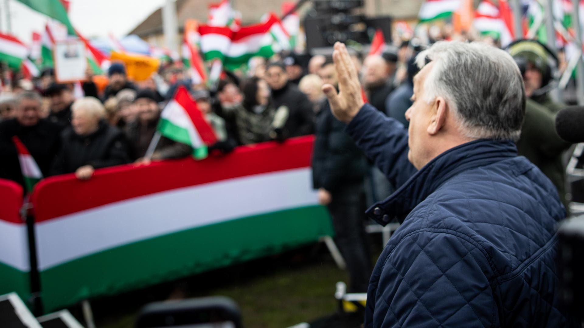 Nem fogadjuk el a hónapokon belül hatályba lépő migrációs paktumot