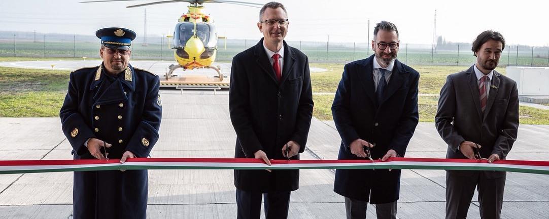 Új légimentőbázis Szekszárdon - fejléc