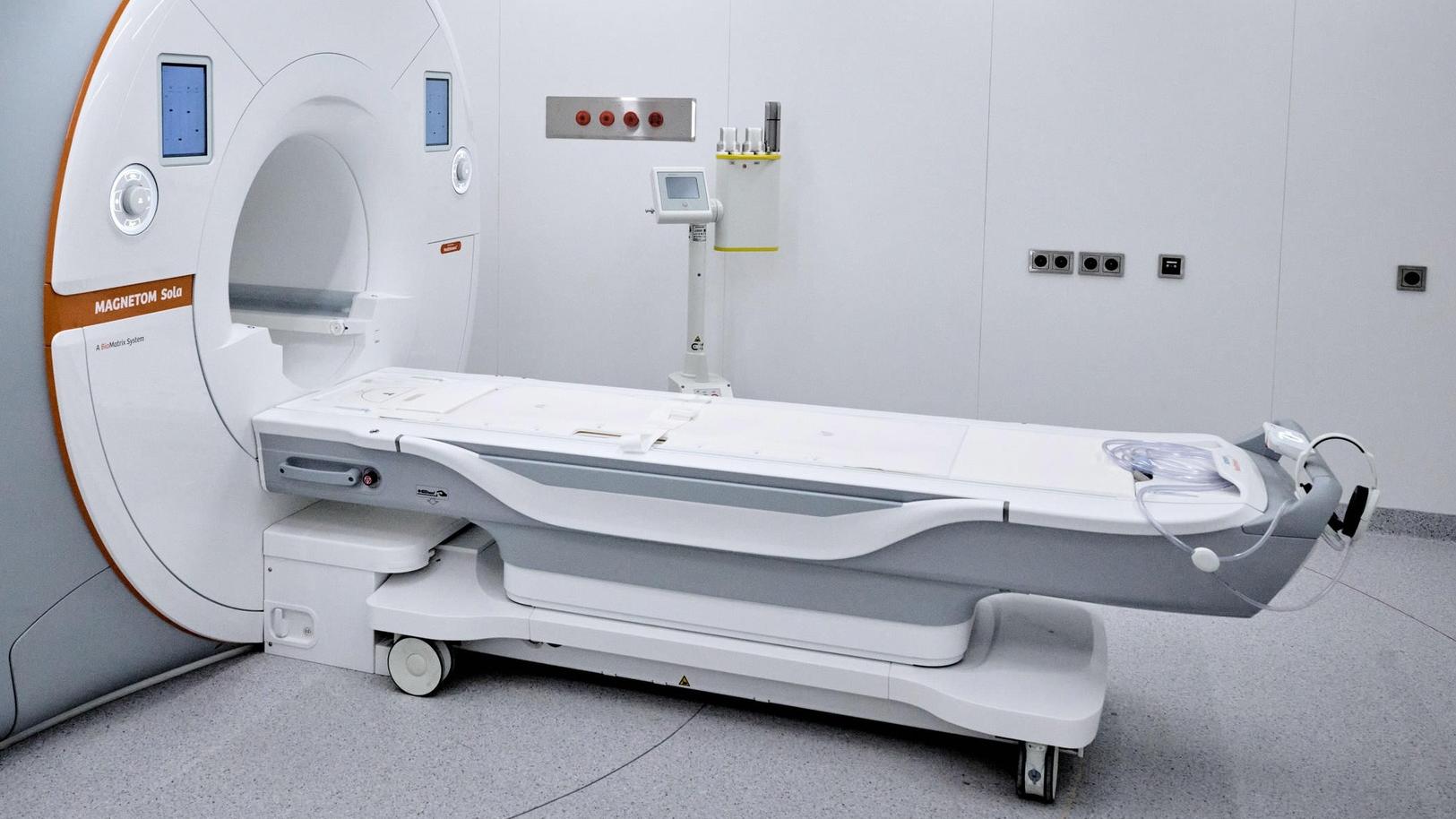 Új diagnosztikai és terápiás központot avattak a Semmelweis Egyetemen