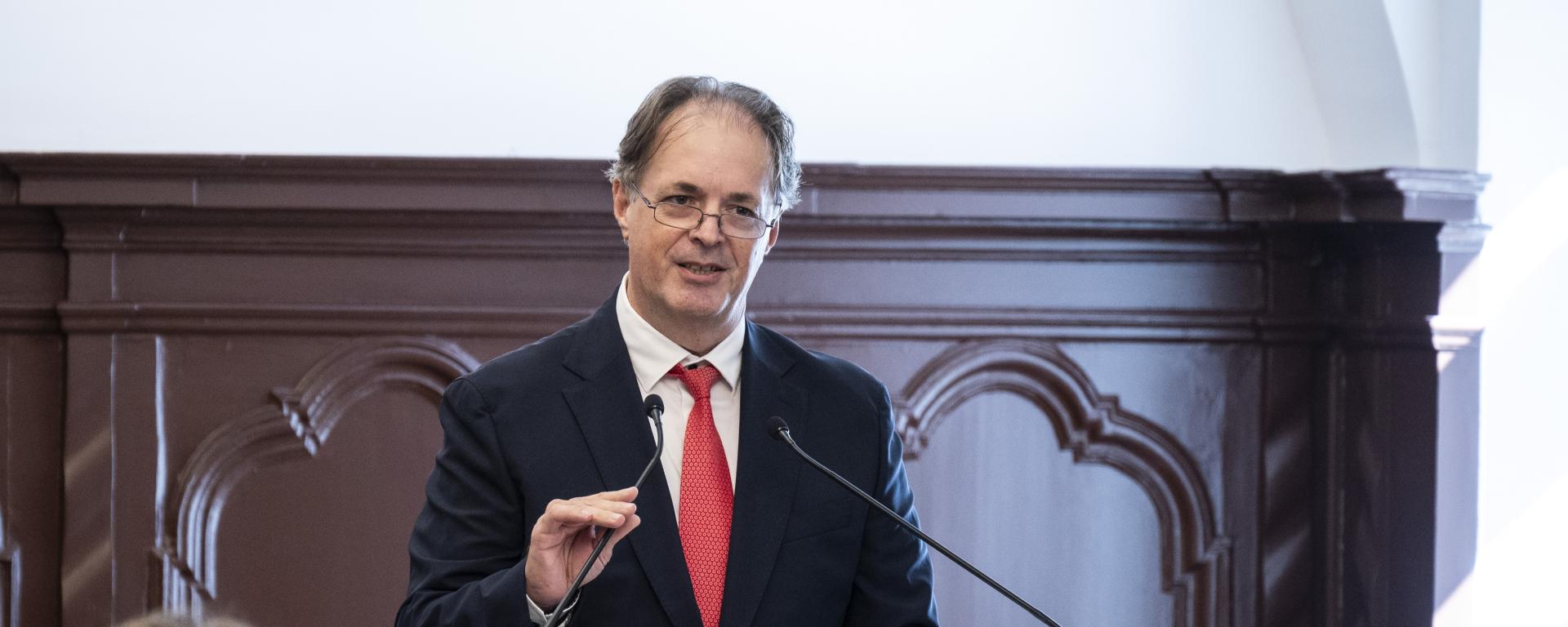 Átadták a kecskeméti Kodály Intézet felújított kolostorépületét