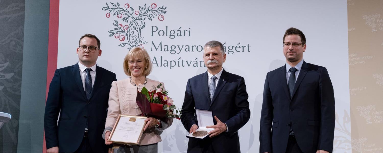 Schmittné Makray Katalin kapta a Polgári Magyarországért Díjat