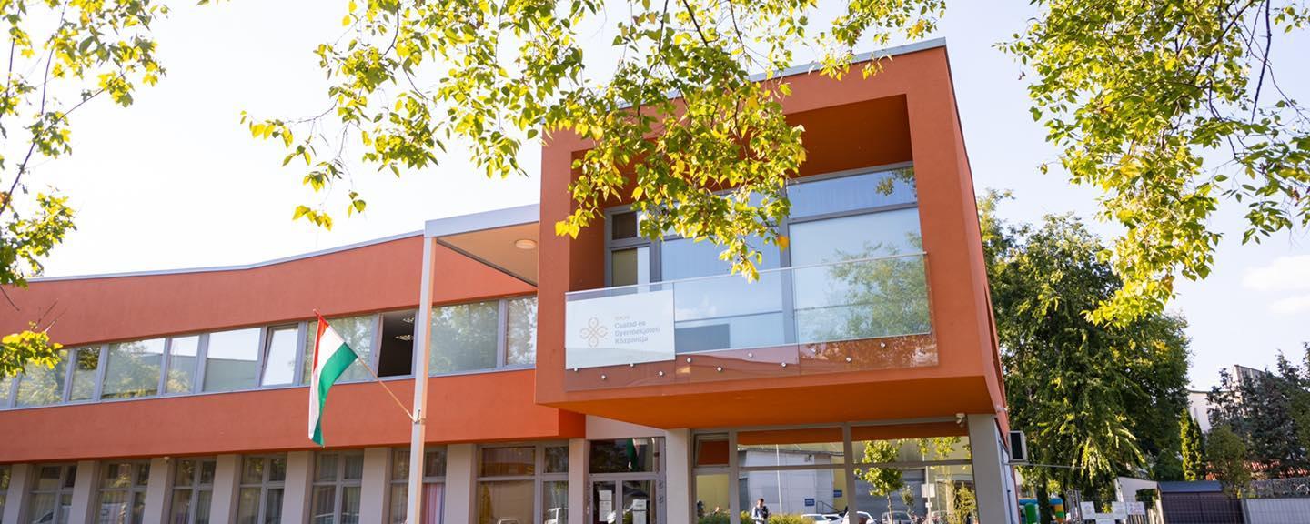 MJK Családsegítő Központ