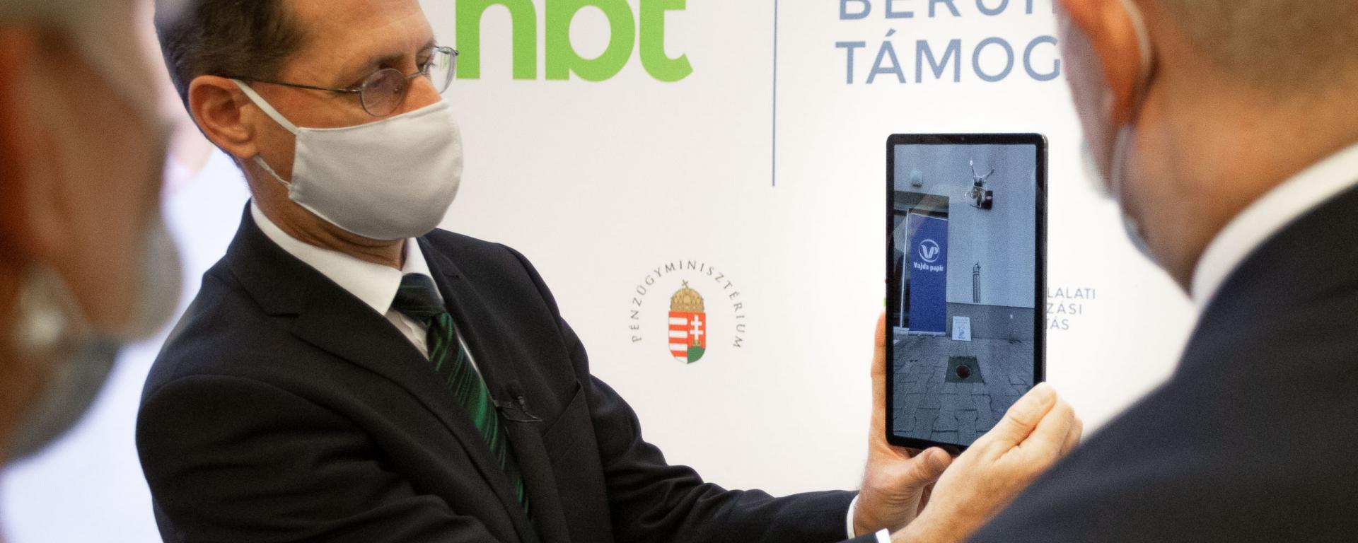 Alapkőletétel Vajda