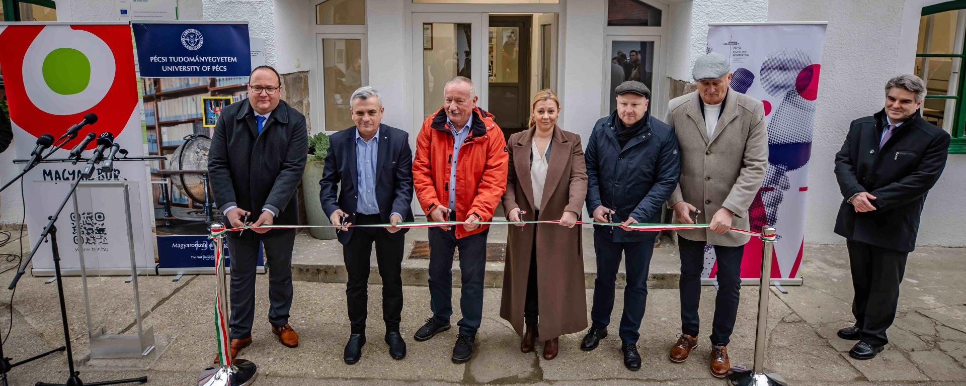 Pécs_Labor_Felkai