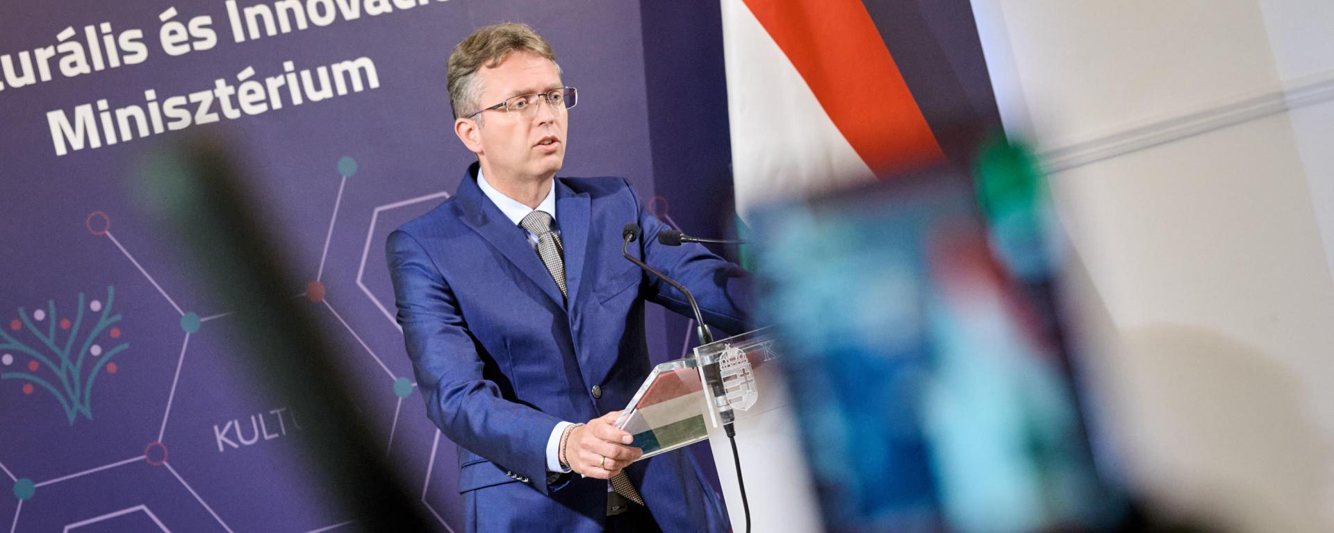 Hankó Balázs: megújult a Neptun-rendszer