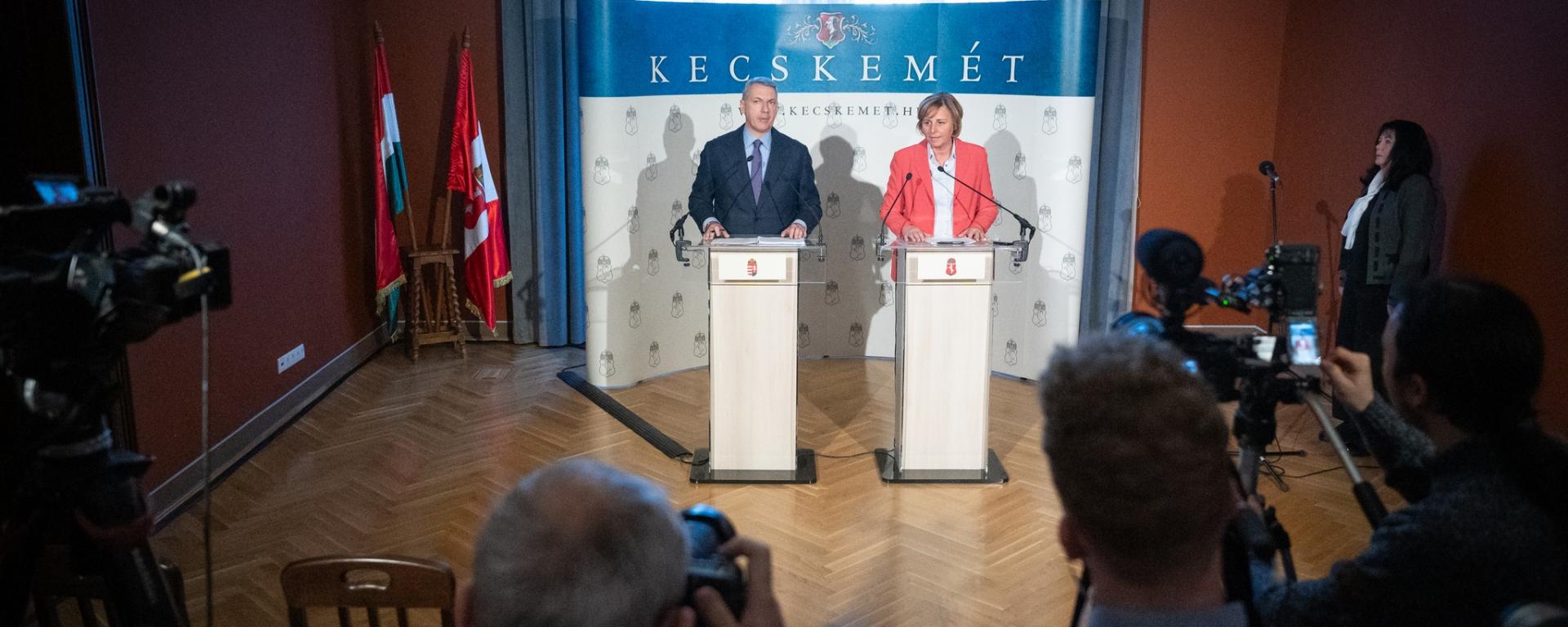 Lázár János: Magyarország kormánya a legnagyobb alföldi vasútépítési fejlesztésre készül