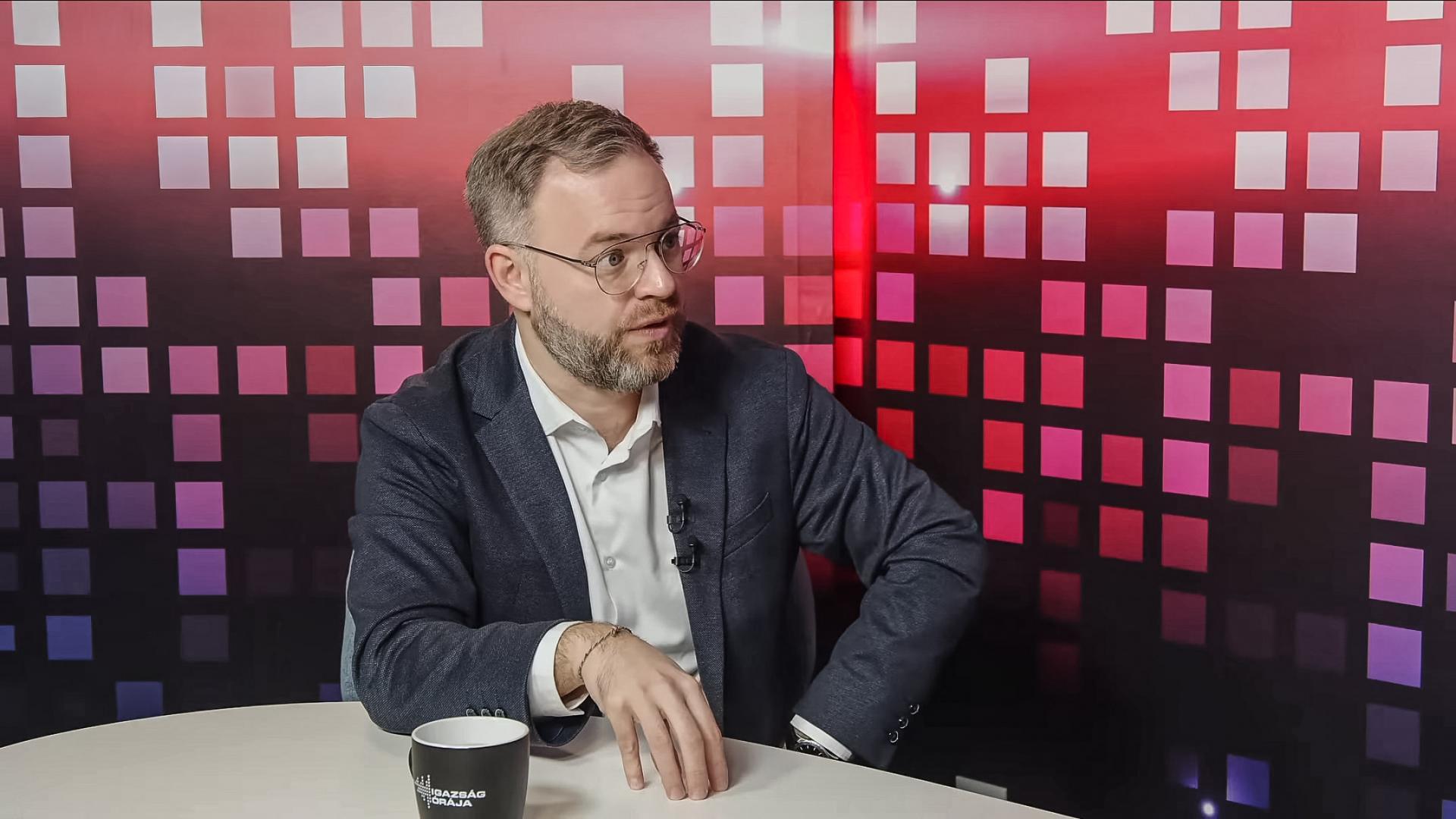 A szuverenitást nem feladni kell, hanem megerősíteni