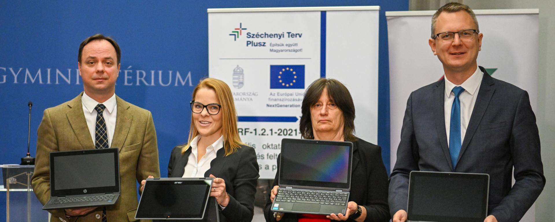 Több mint 190 ezer laptopot osztanak ki a diákoknak és az iskoláknak 