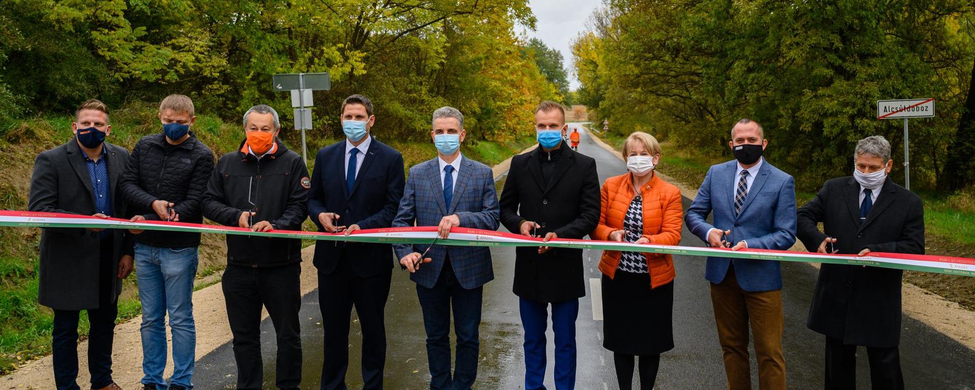 2018-tól 2022 elejéig 2500 kilométer mellékúthálózat újulhat meg 