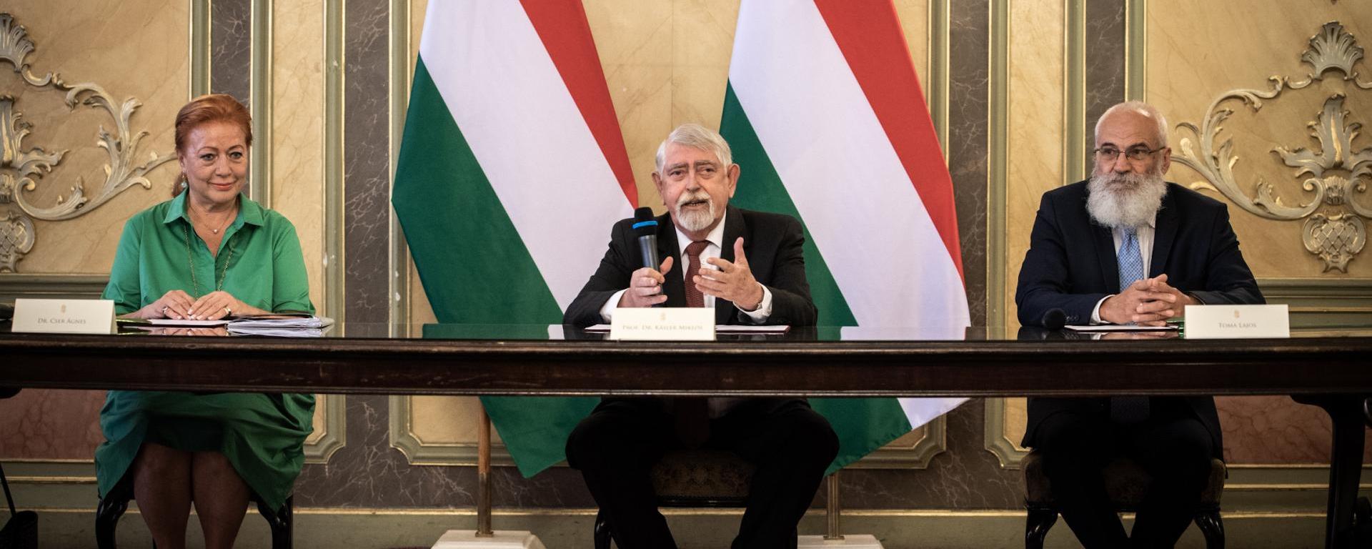 Stratégiai partnerségi megállapodást kötött egészségügyi érdekképviseletekkel az Emmi