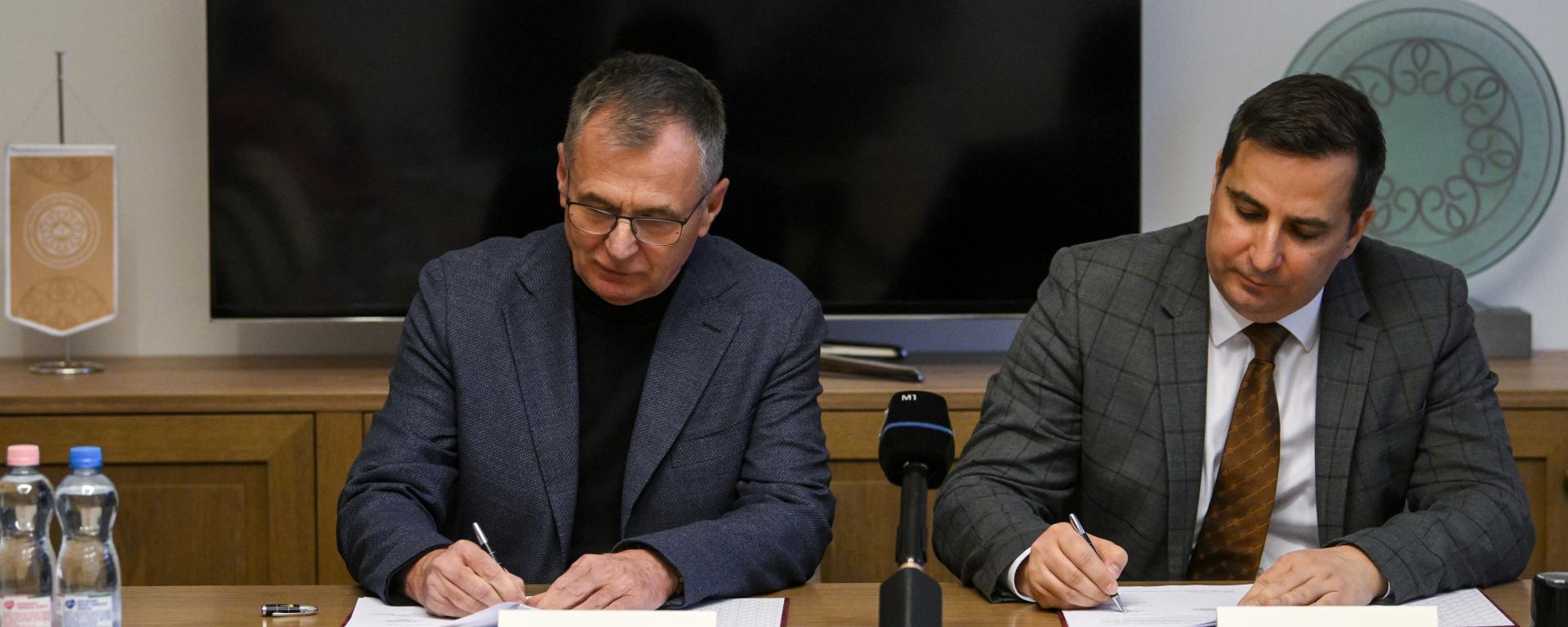 Együttműködést kötött a kábítószer elleni küzdelem érdekében a kormányzat és az NKE