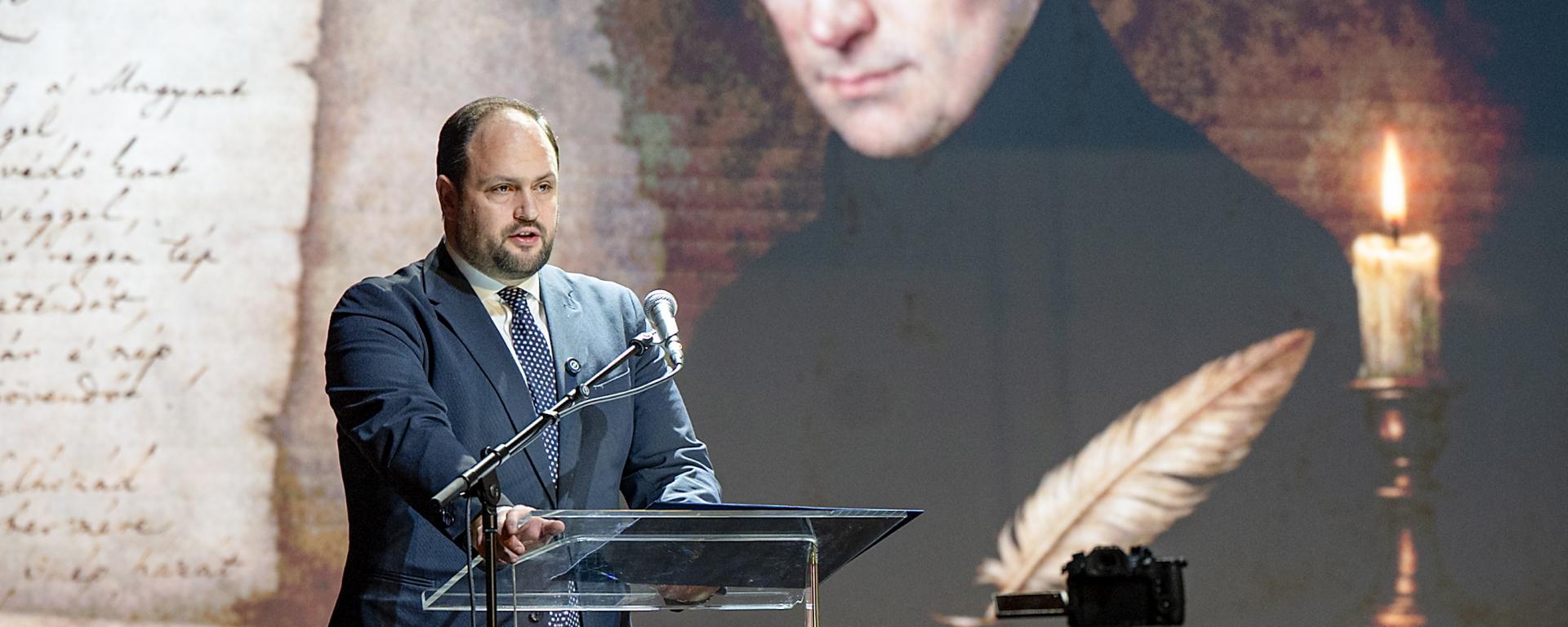 Nacsa Lőrinc: mindenkit bekapcsolunk a magyar vérkeringésbe 2