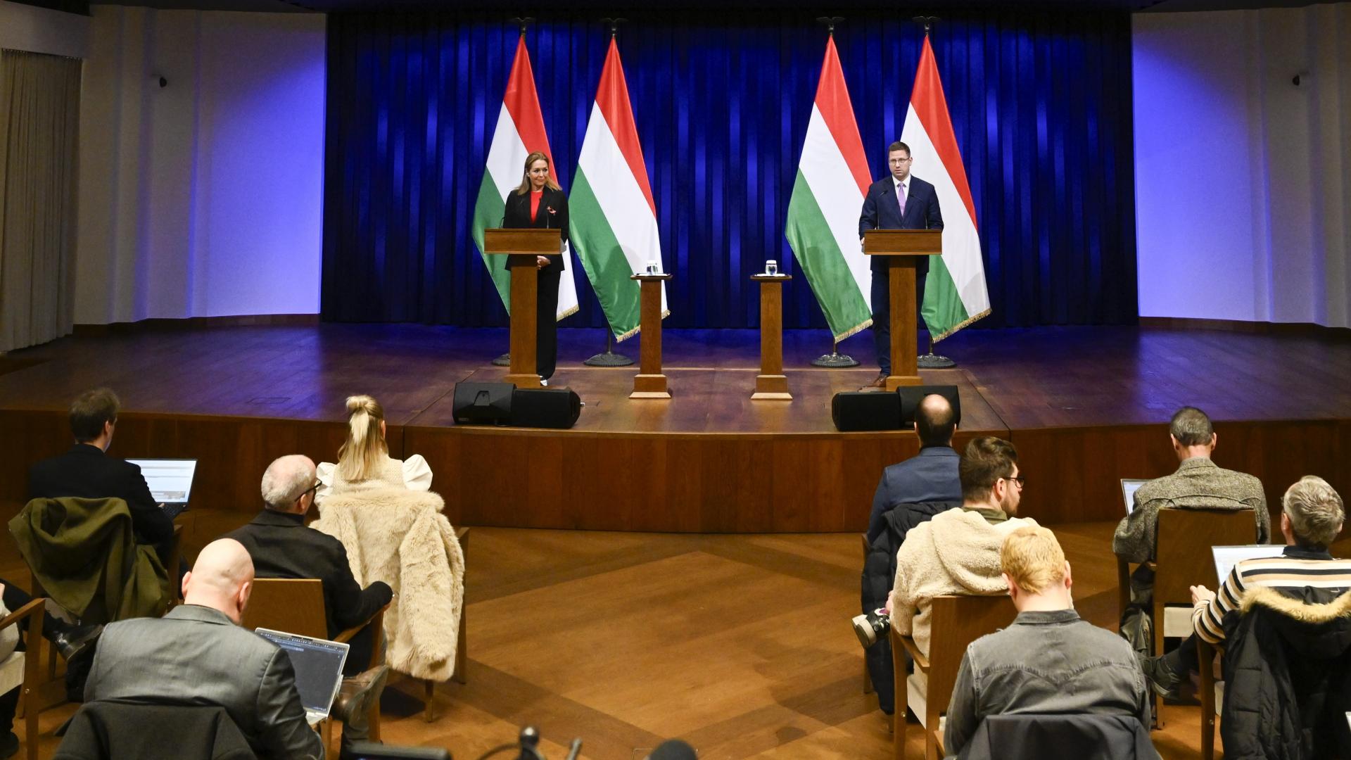 A nemzeti petíció válaszlehetőség a fenyegetésekre