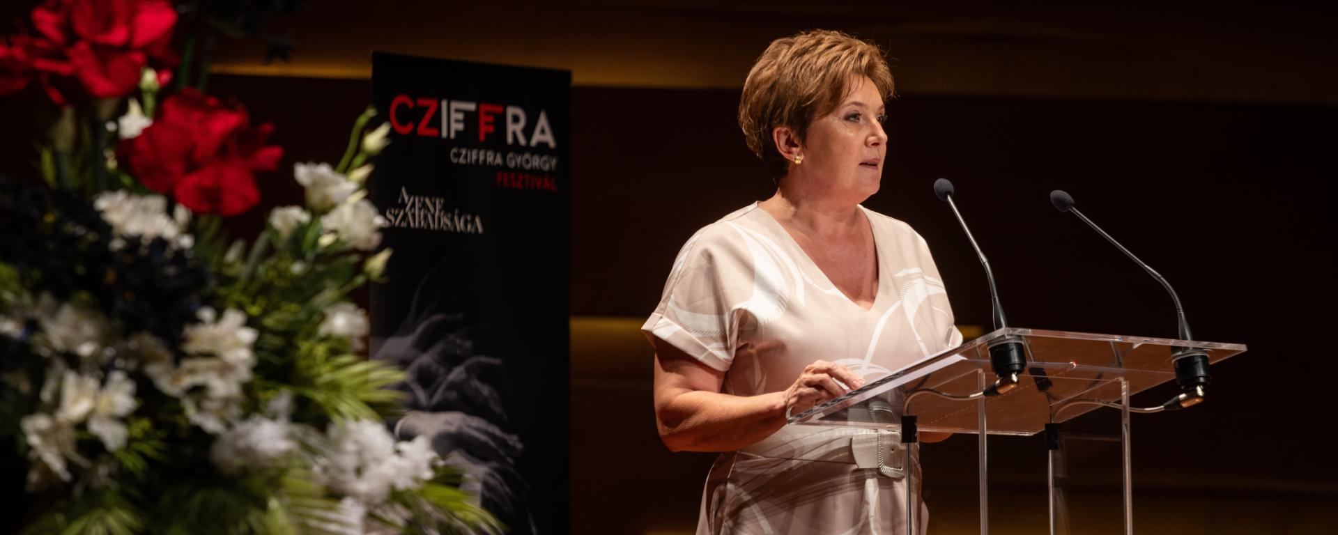 Závogyán Magdolna: Cziffra György a művészi szabadságért küzdött