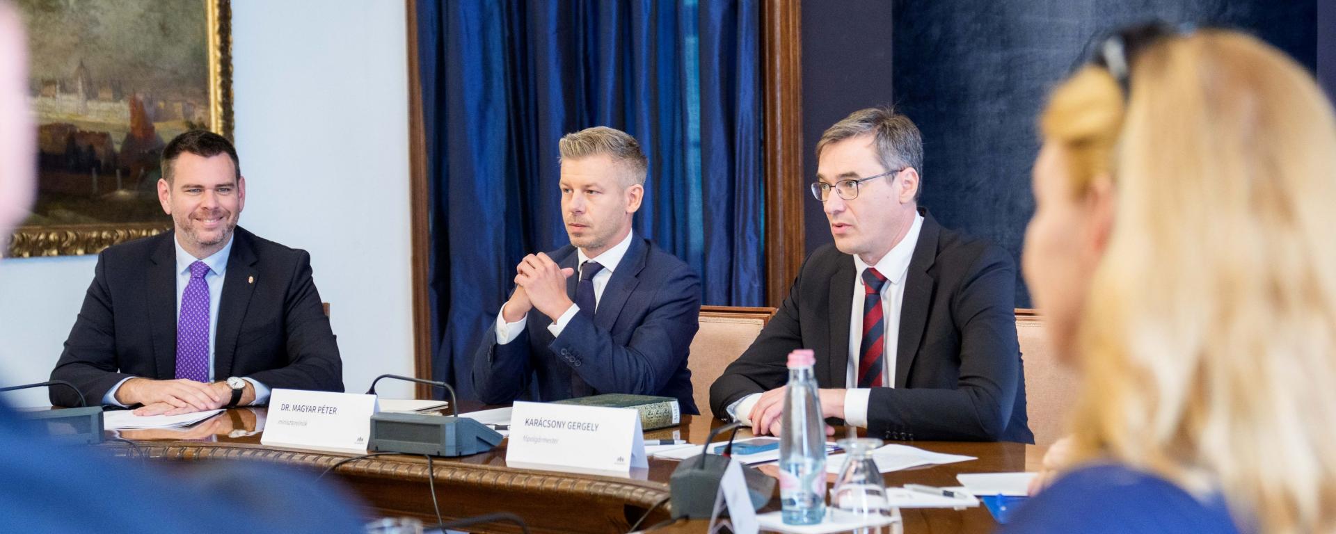 Magyar Péter_Karácsony Gergely_Vitézy Dávid_FKT