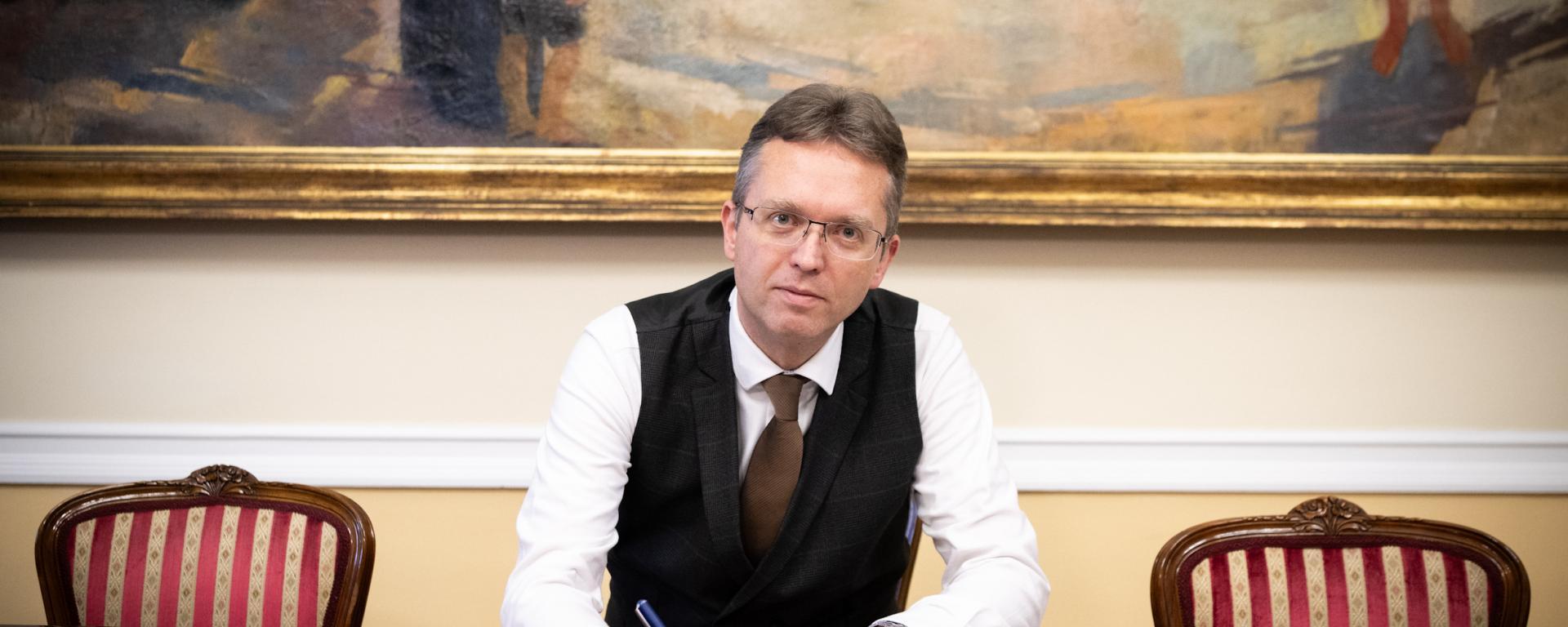 Hankó Balázs levelet írt az európai parlamenti frakcióknak Erasmus-ügyben