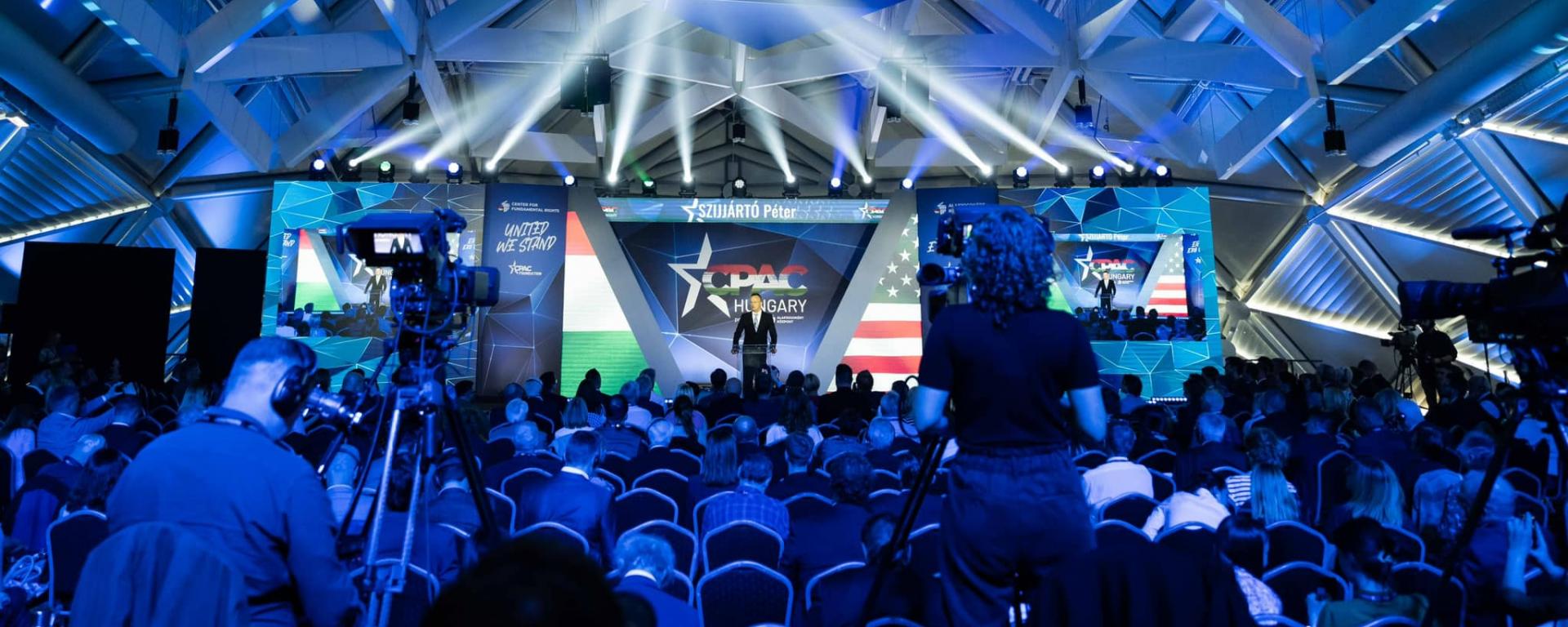 Szijjártó Péter: készen állunk a harcra a progresszív külpolitikával szemben