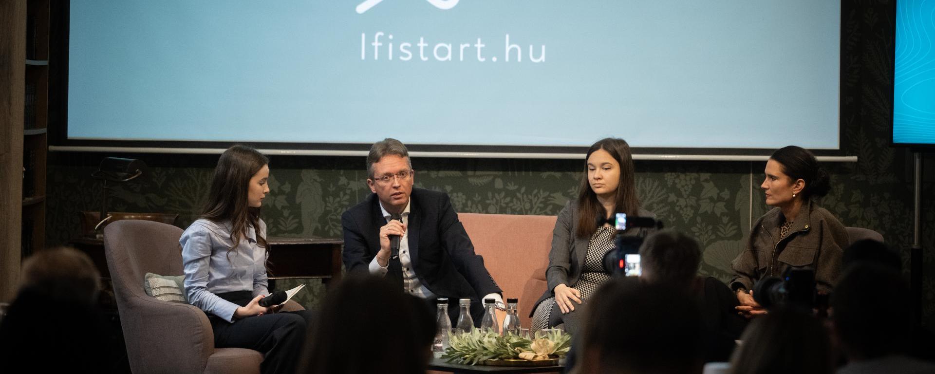 Hankó Balázs: elindult az ifistart.hu weboldal