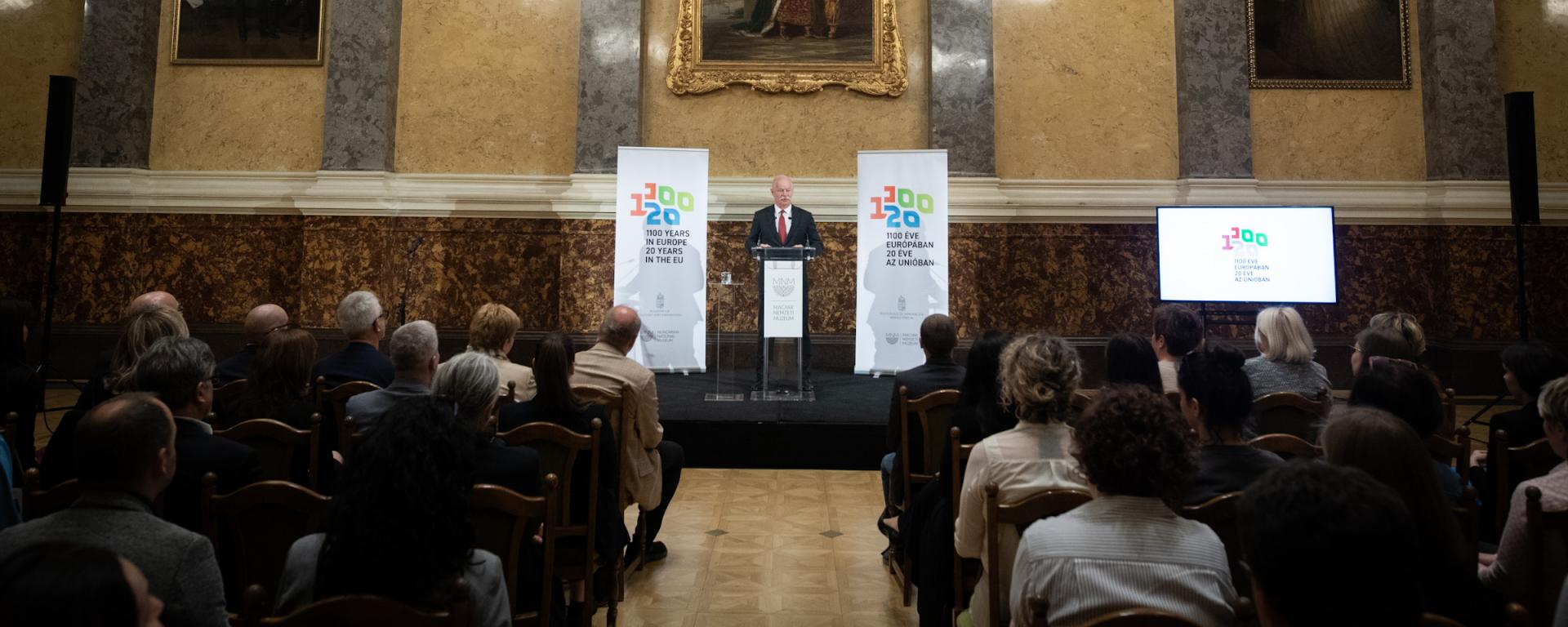 Magyar Nemzeti Múzeum sajttáj