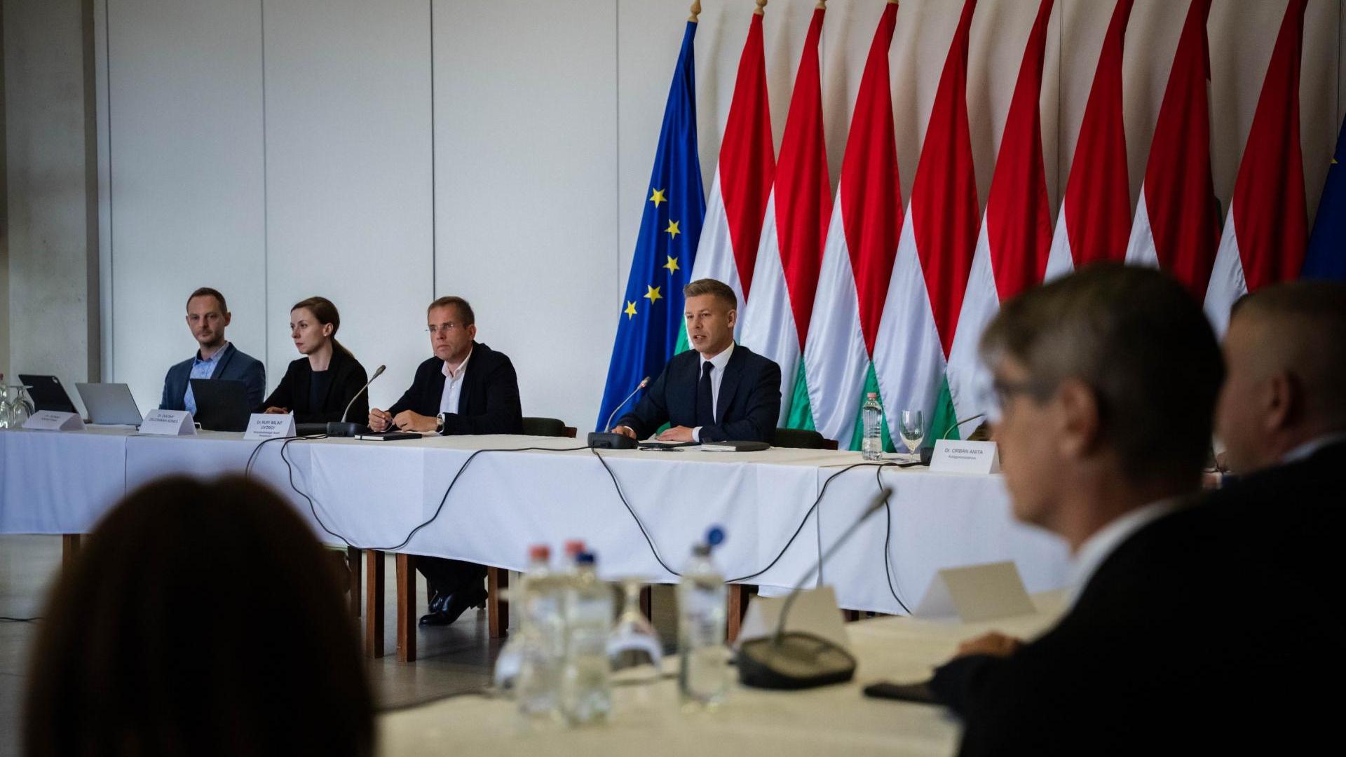 Vízügy, uniós források és átvilágítások az új kormány első ülésén