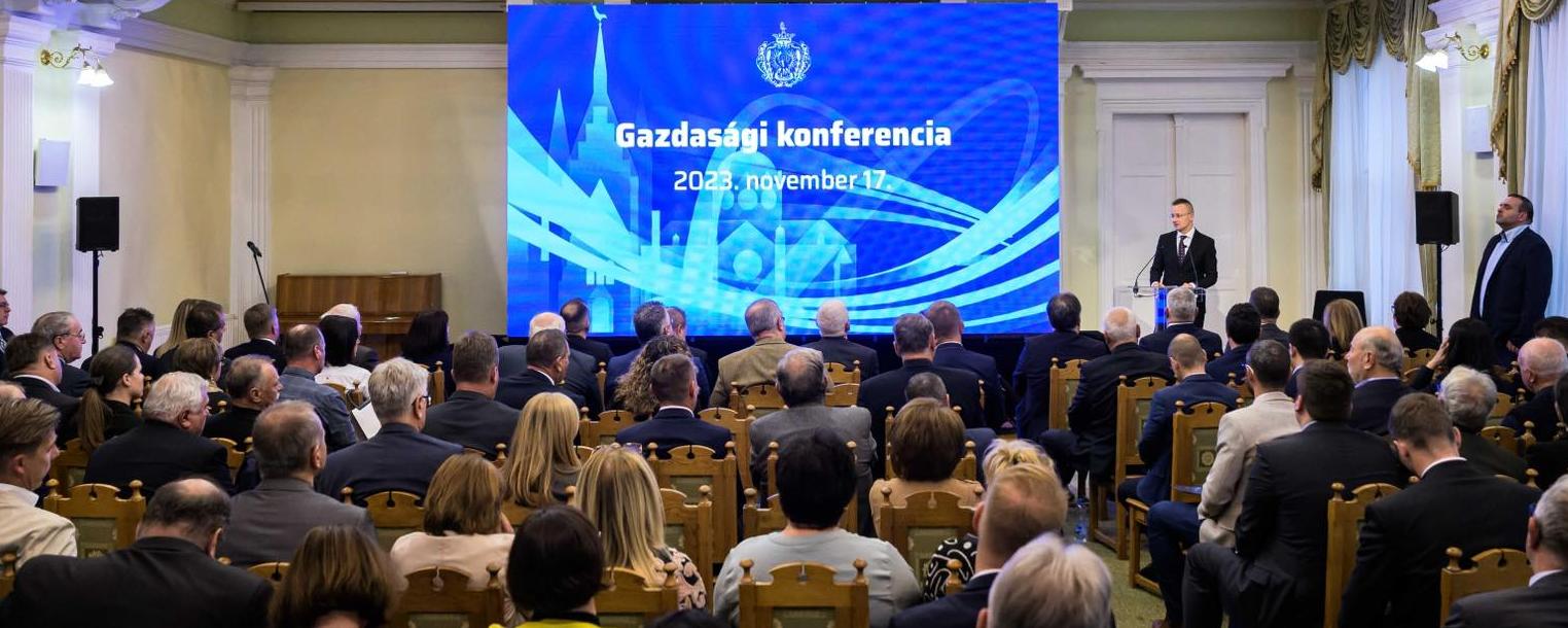 Szijjártó Péter: Szolnok térségére és a déli országrészre állítják a beruházásösztönzési rendszer fókuszát