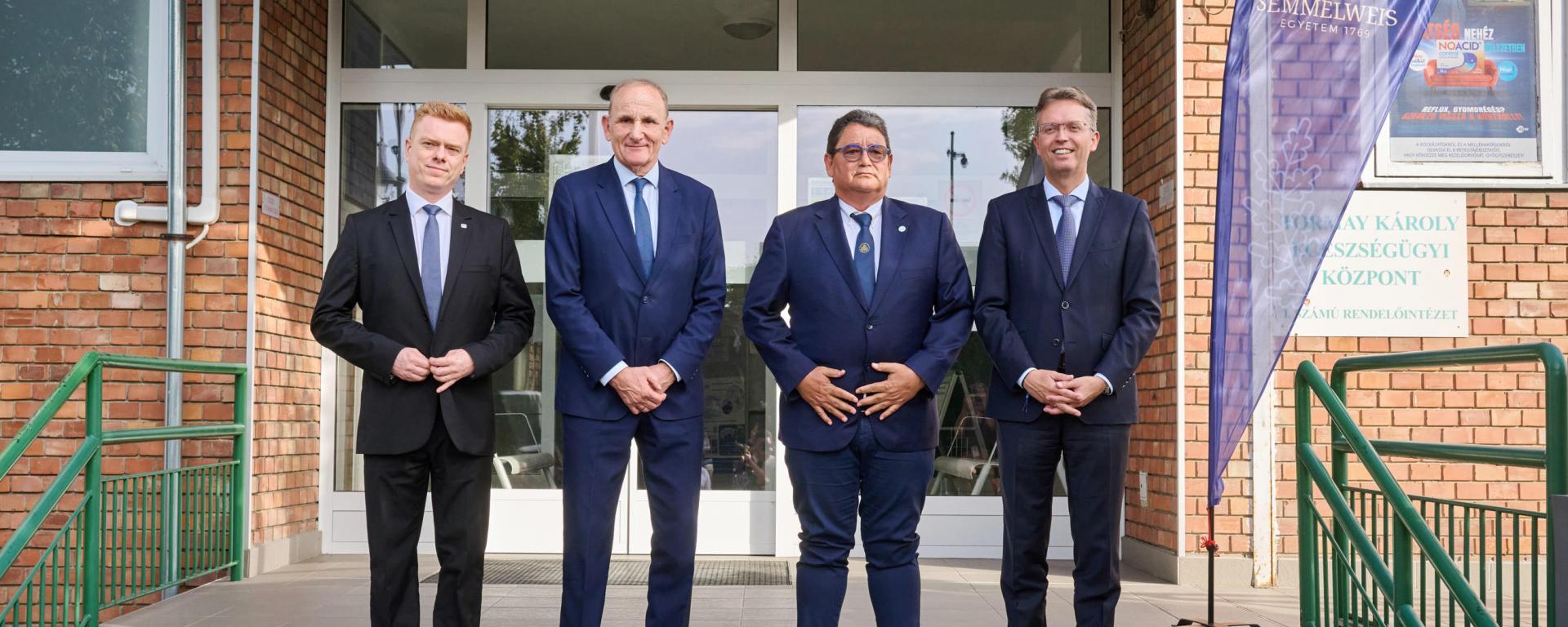 Hankó Balázs: újra egészségügyi mintajárás lesz Gödöllő