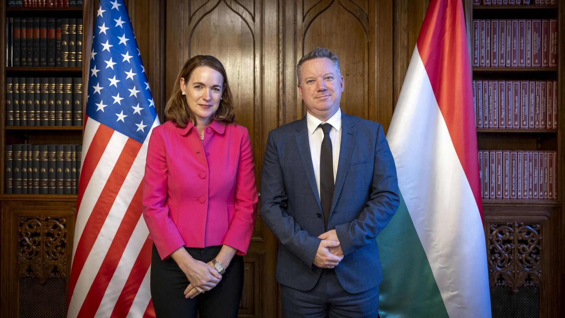 Az Amerikai Egyesült Államok budapesti ügyvivőjét fogadta a belügyminiszter