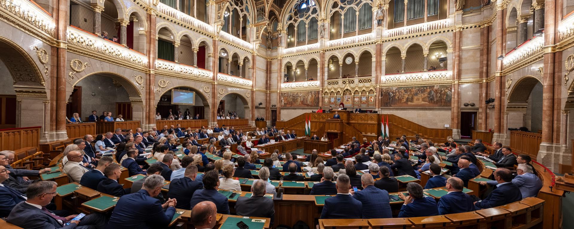 Magyar Péter 2026. 08. 27.