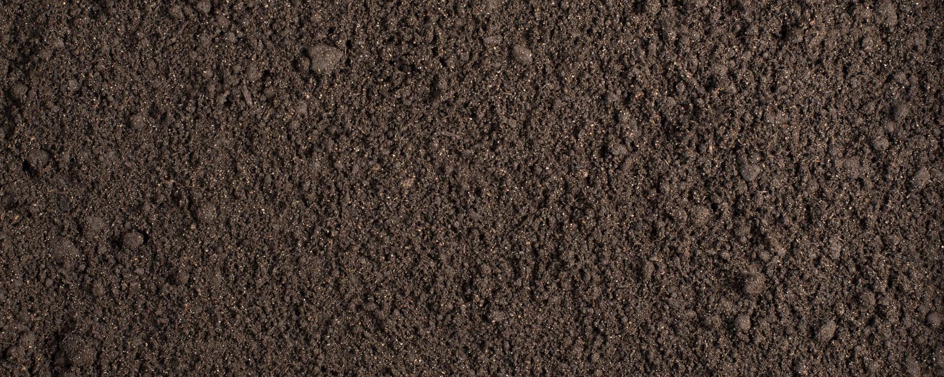 Folytatódik a földértékesítési program