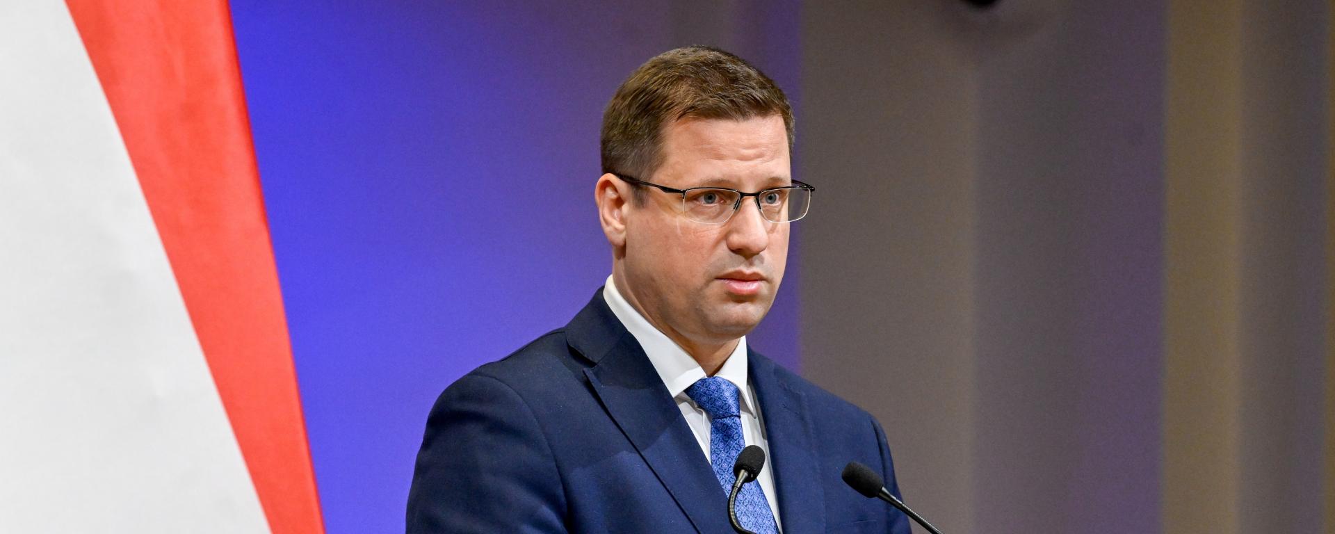 Gulyás Gergely: a januári rezsistoppal a magyar családokat szeretnénk védeni