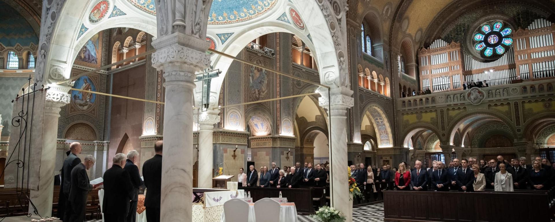 Csák János: nem akarunk birodalomban élni