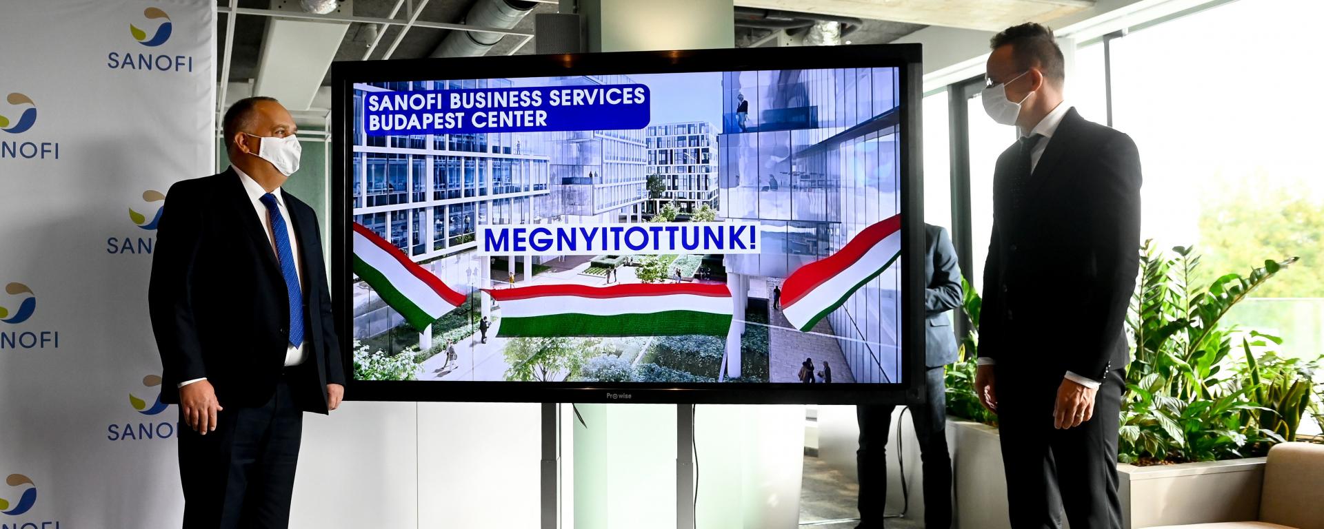 Kompetenciaközpontot nyitott a Sanofi Budapesten (Fotó: MTI/Koszticsák Szilárd)