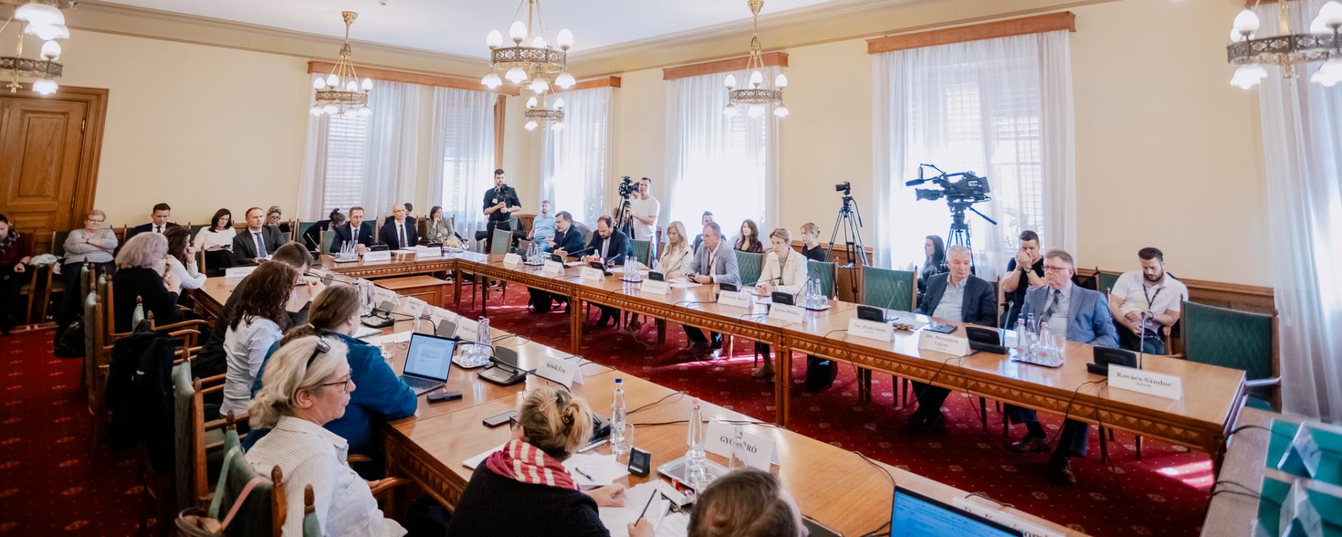 Népjóléti bizottság