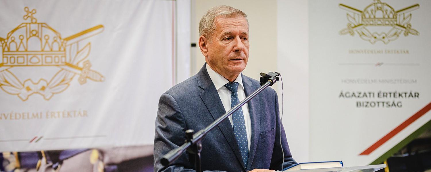 Benkő Tibor