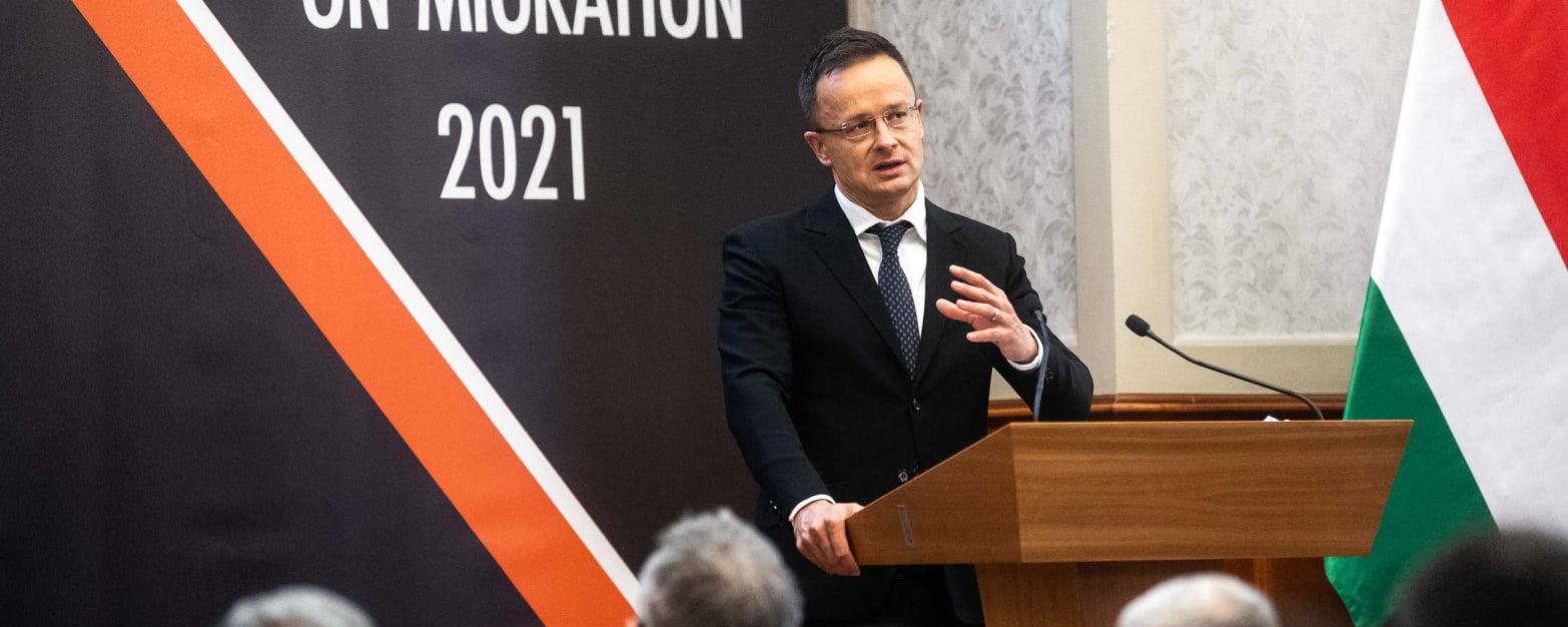 Szijjártó Péter-BCM