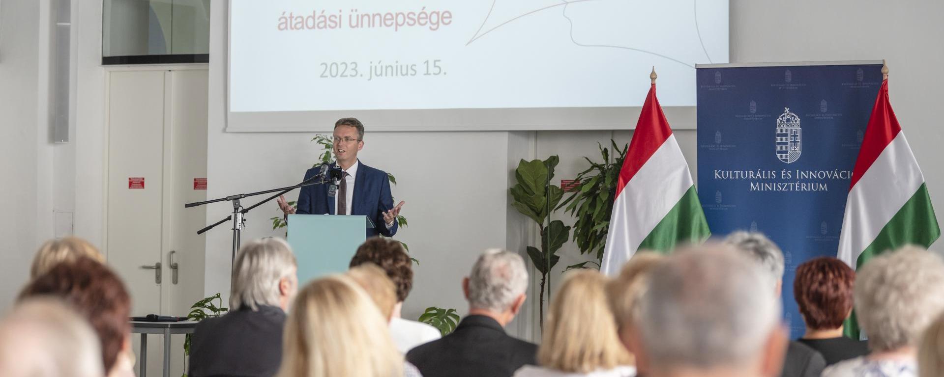 Átadták a Szakképzésért Apáczai Csere János-díjakat