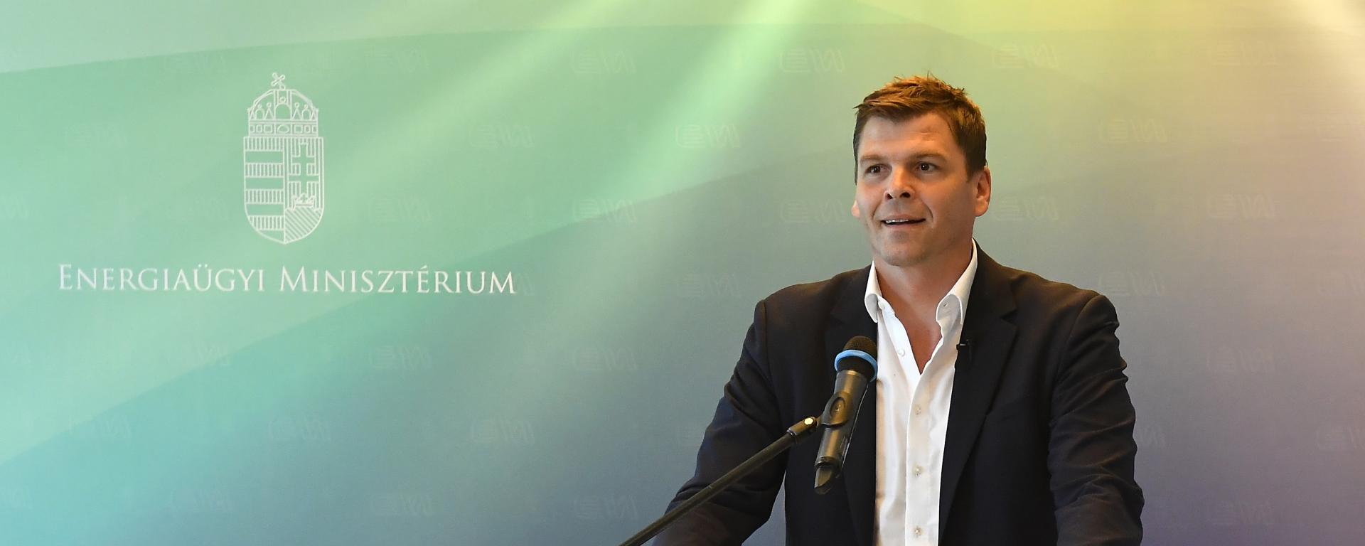 Sajtótájékoztató a Jedlik Ányos Energetikai Program távhőfejlesztési felhívásáról