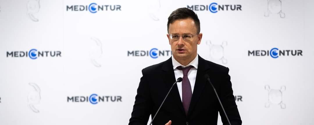 Szijjártó Péter Zsámbékon