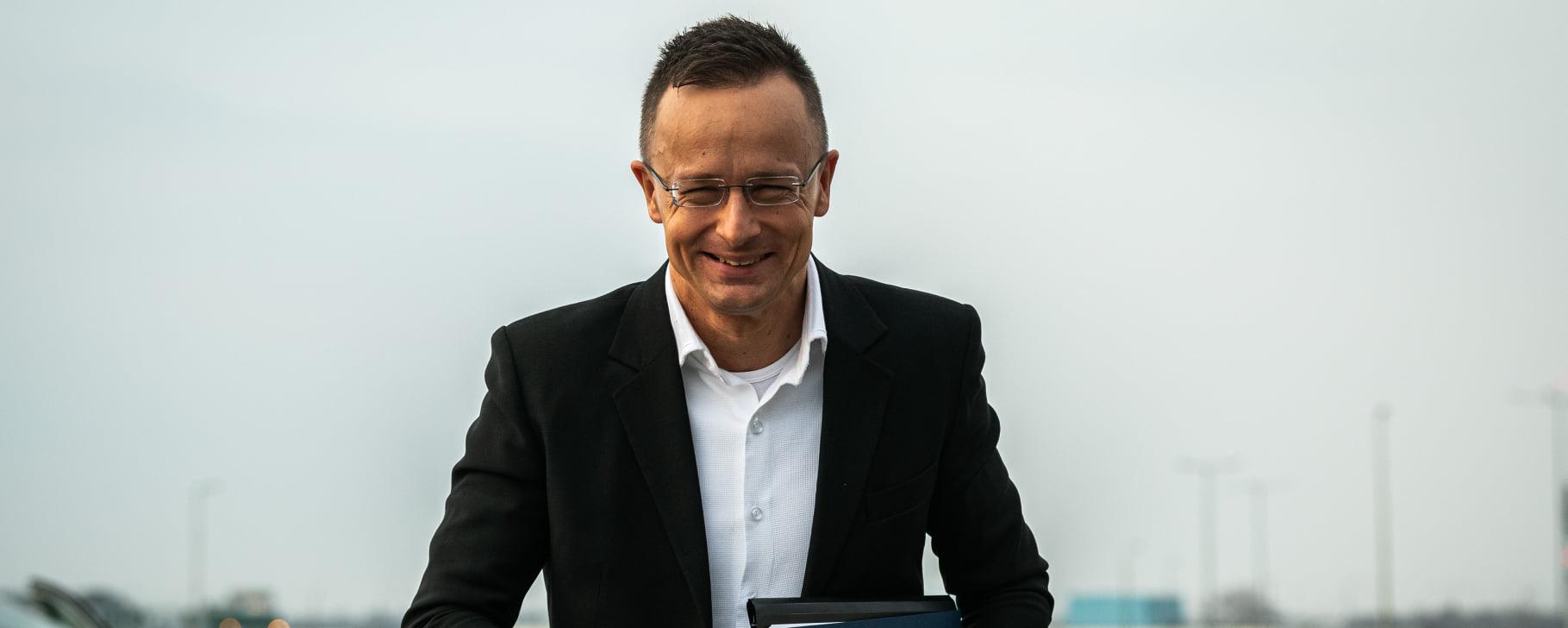 Szijjártó Péter Belgrád