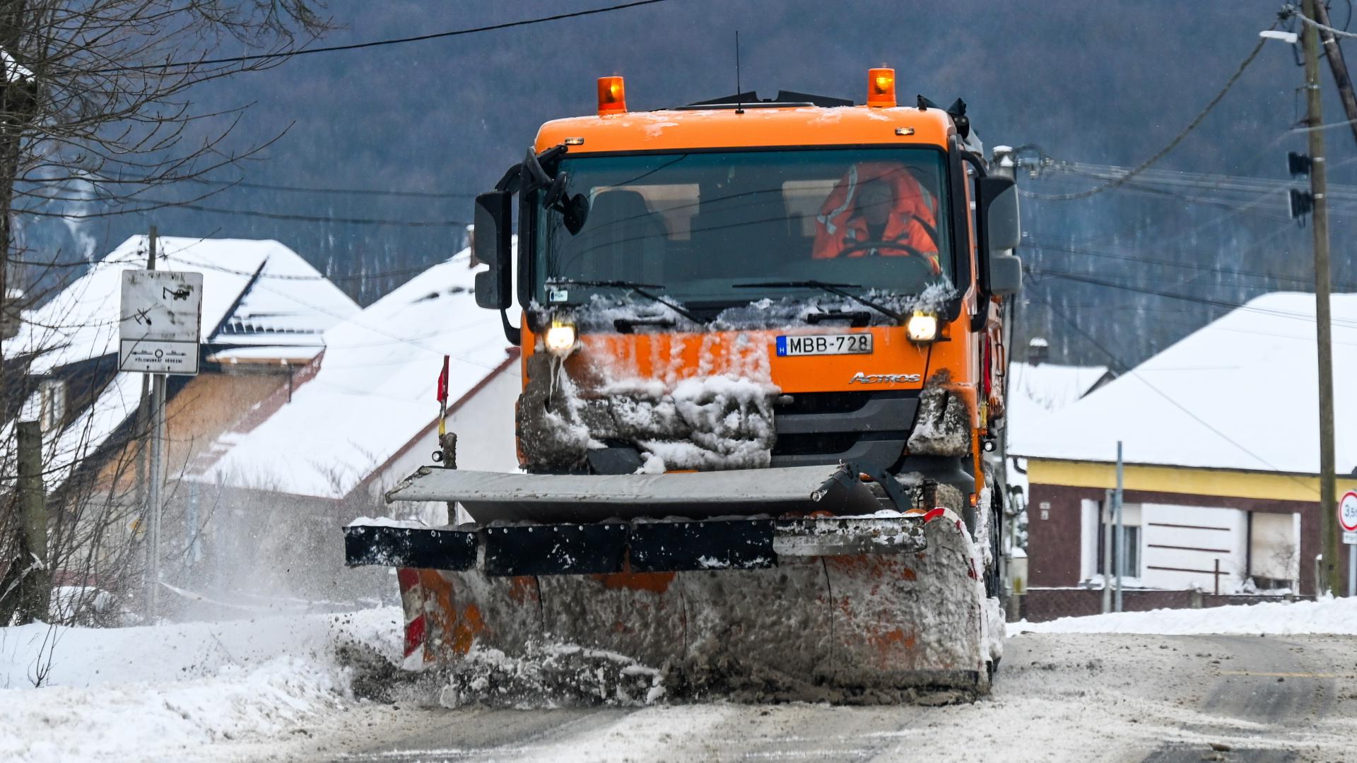 Hóhelyzet: a közszolgáltatások mindenhol működnek