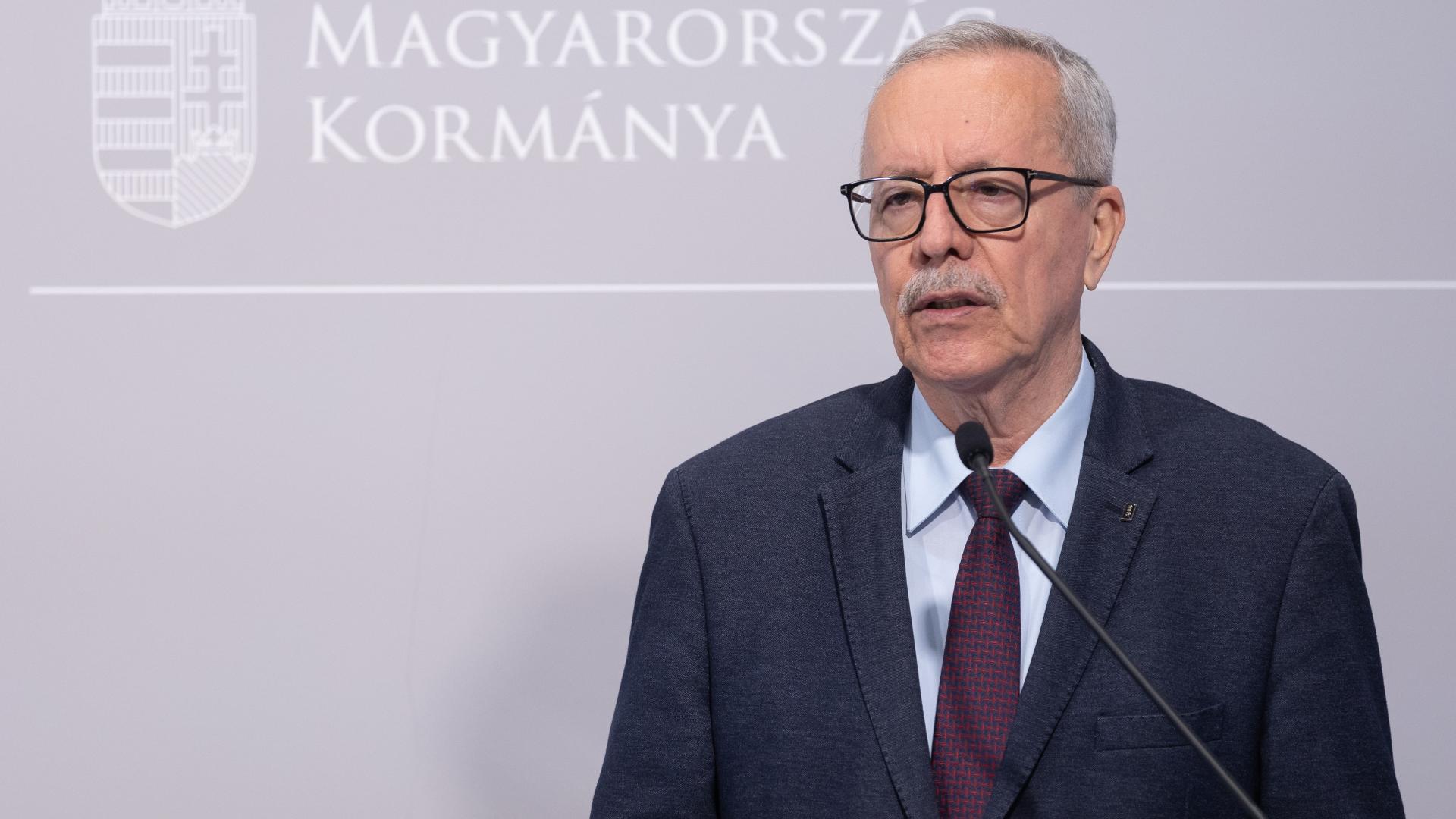 Magyarország nem hajtja végre a migrációs paktumot