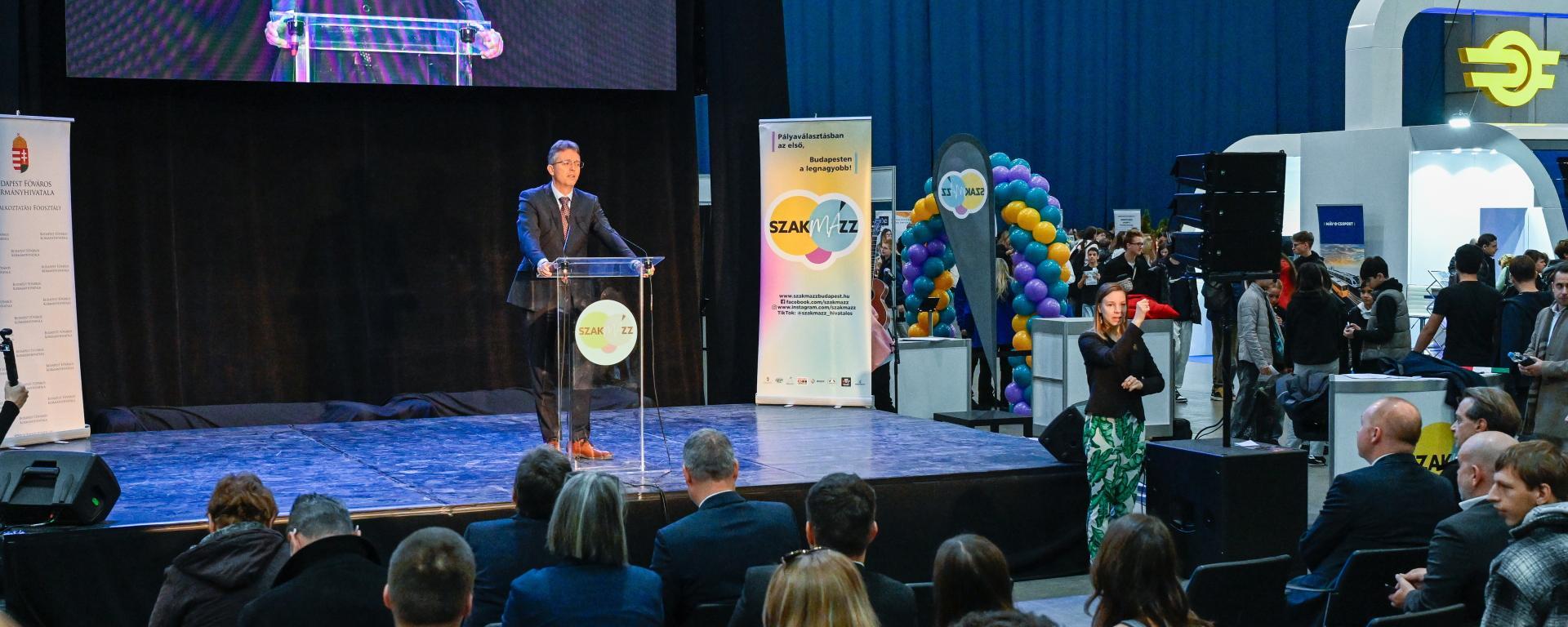 Hankó Balázs: a megújult magyar szakképzés Európa és a világ élvonalában van