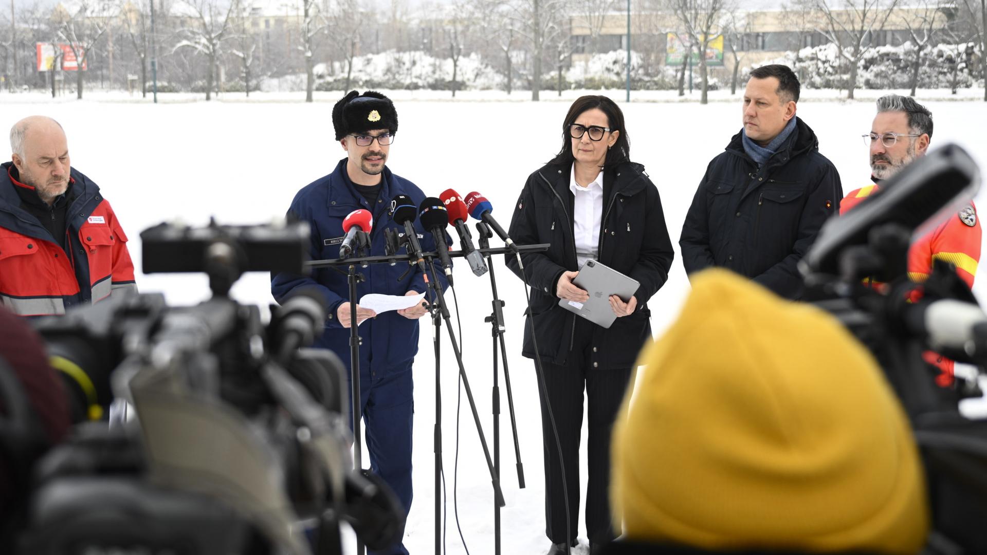 Nincs elzárt település, jégre menni egyelőre nagyon veszélyes