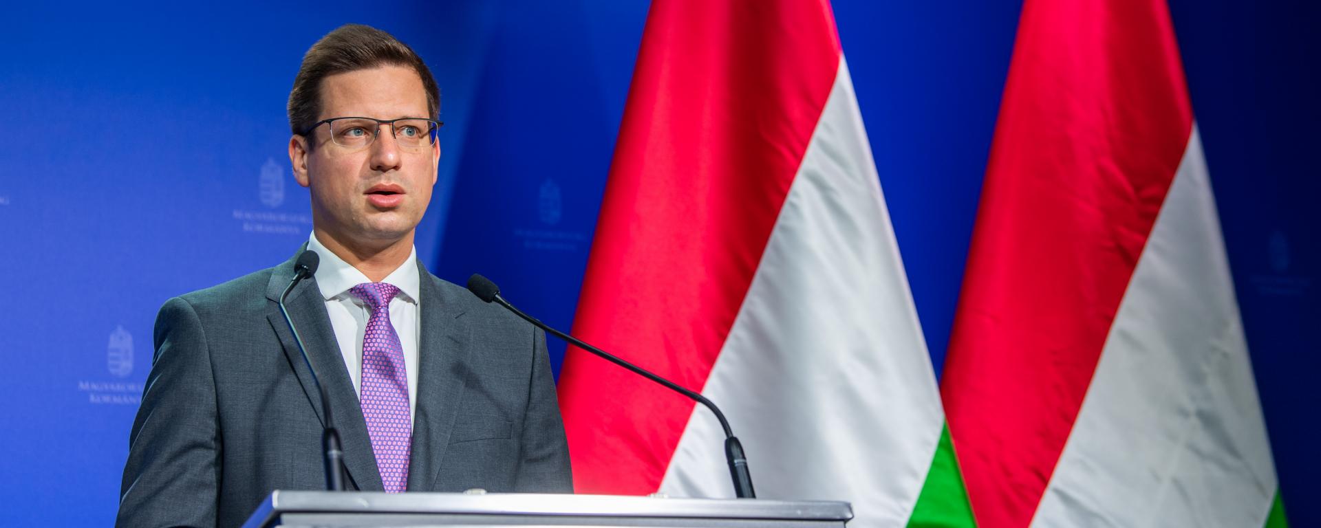 A május 16-i héten választhatja meg a parlament a miniszterelnököt