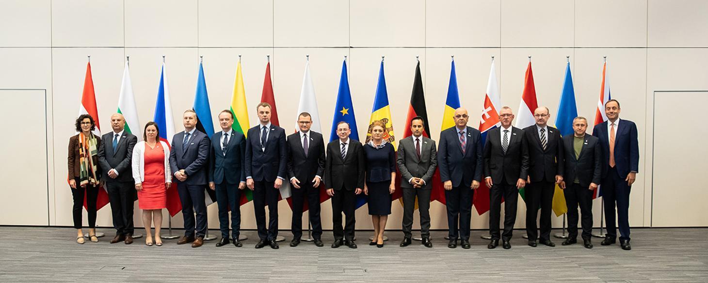 Konferencia Varsóban 20220509