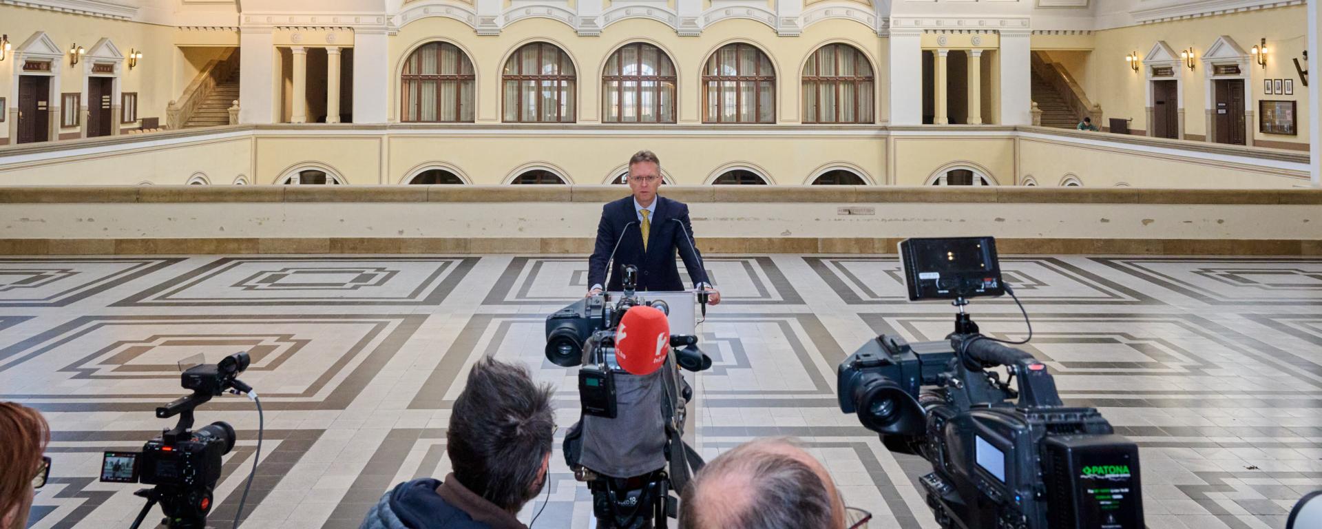 Hankó Balázs: 12 milliárdból 30 pályázat valósul meg a HU-rizont programban