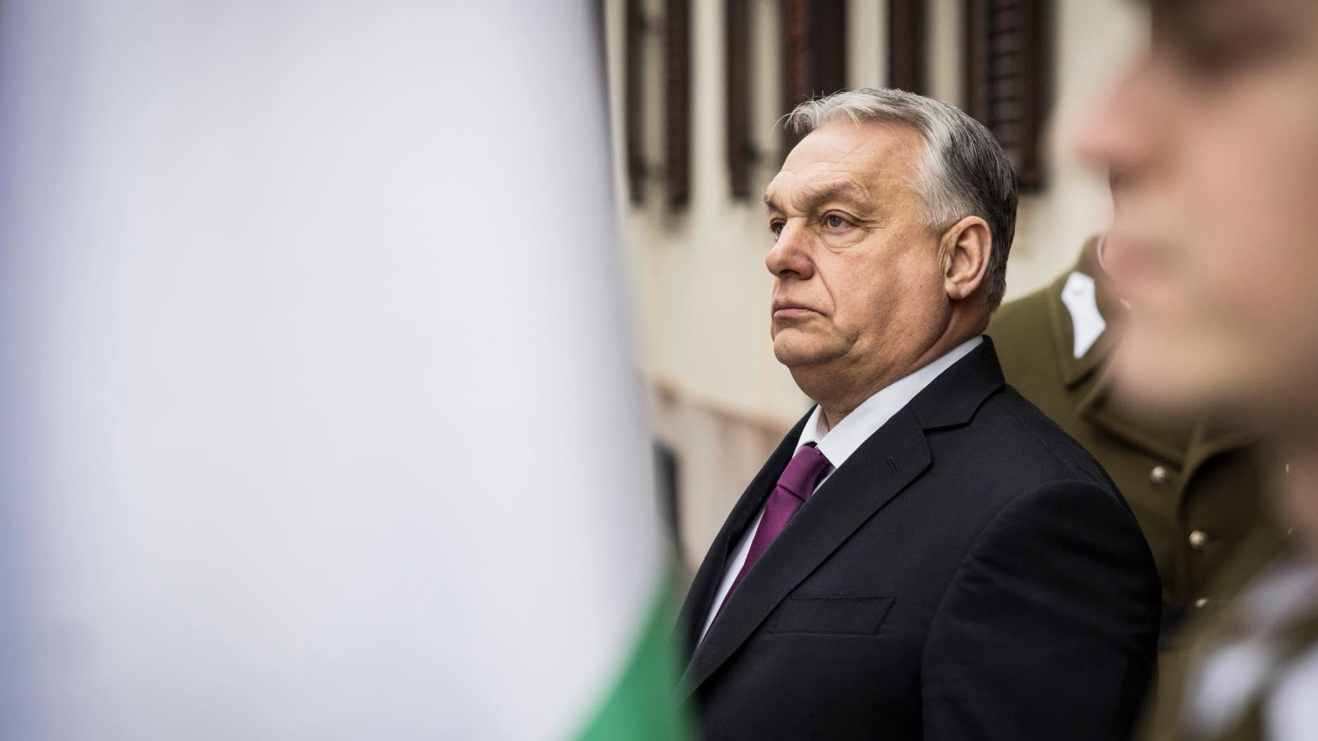 Azonnal fel kell függeszteni az orosz energiára kivetett  szankciókat